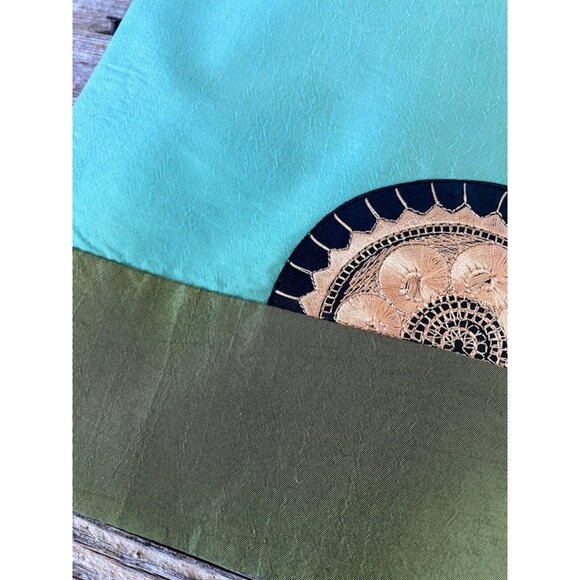 Vintage 1970s Asian Silk Place Mats With Chopsticks and Holder NOS - Picture 13 of 16